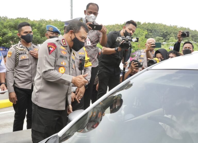 Kapolda Jateng  : Lalu Lintas Masih Landai,  Meski di Tol Terjadi Kenaikan Arus Hingga 70 Persen