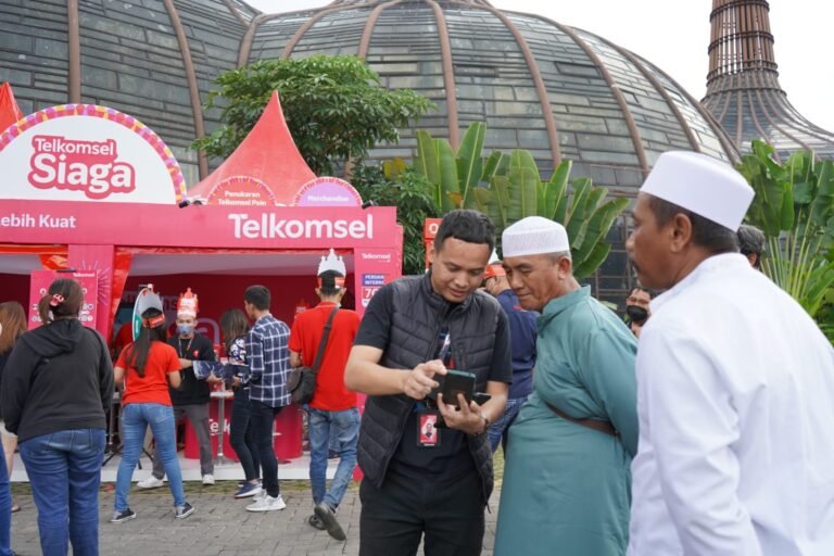 Telkomsel Siapkan 21 Posko Pelayanan