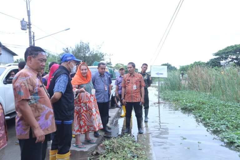 Antisipasi Banjir Tidak Terulang, Pemkot Semarang Berencana Bongkar Penyambungan Jalan Masuk yang Menumpuk