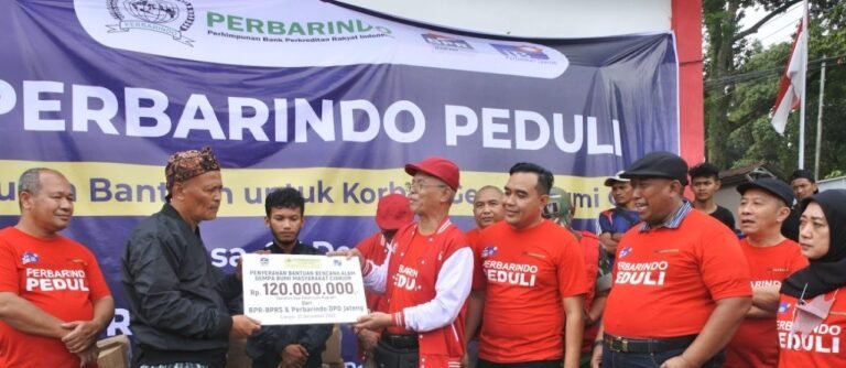 BPR – BPRS Anggota Perbarindo Jateng Berikan Donasi Gempa Cianjur