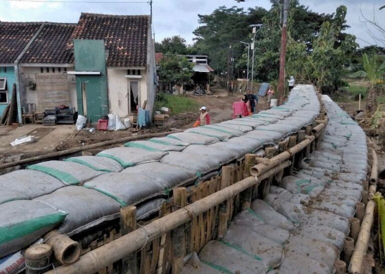 Gubernur Jateng Manfaatkan FABA dari PLN