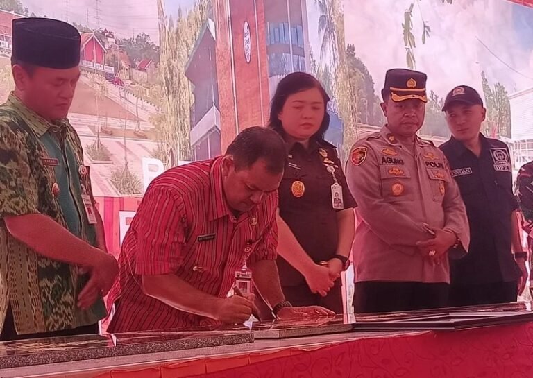 Tujuh Proyek Diresmikan Bupati, Diharapkan Tingkatkan Perekonomian
