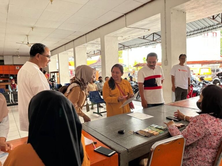 Penyaluran Bansos Sembako dan PKH di Semarang Capai 91 Persen, Pos Indonesia Telah Gunakan Teknologi AI
