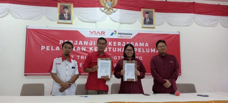 Gandeng Pertamina Lubricants, Viar Luncurkan Oli Resmi
