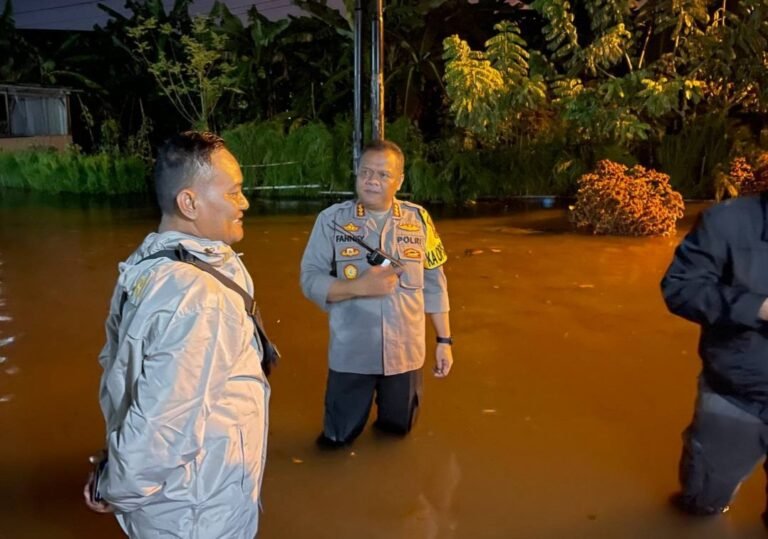 Kapolresta Pastikan Warga Terdampak Banjir Dalam Kondisi Aman