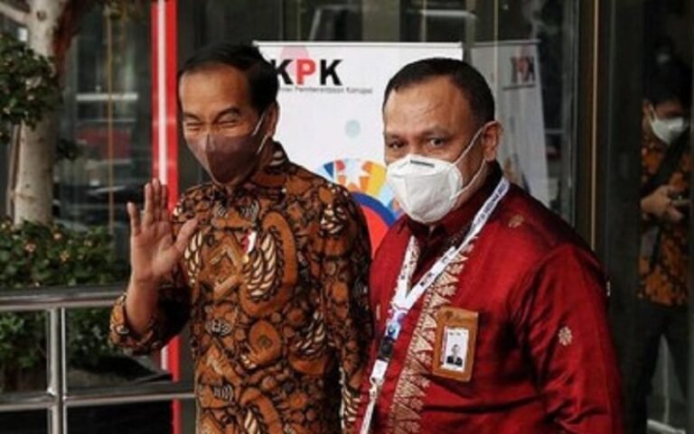 Keppres Tambah 1 Tahun Jabatan Firli dkk, KPK Potensi Jadi Alat Politik 2024
