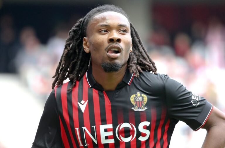 Layak Main di Liverpool