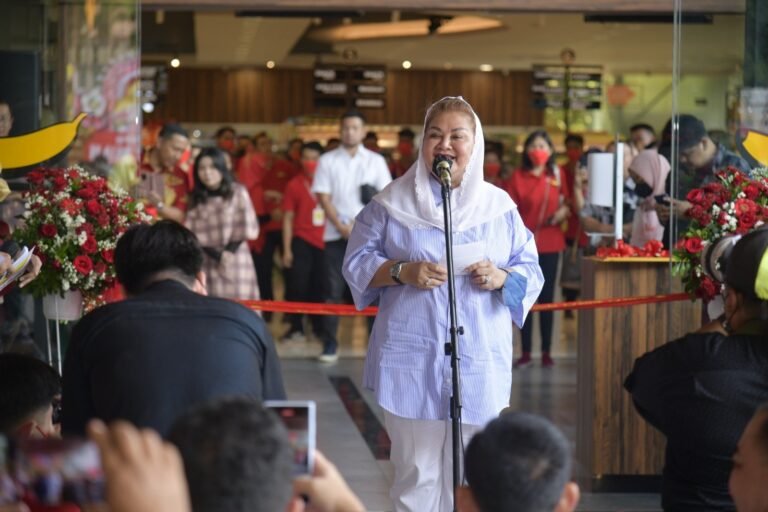 Mbak Ita Bersama Jajaran Pemkot Semarang Komitmen Permudah Perijinan Usaha