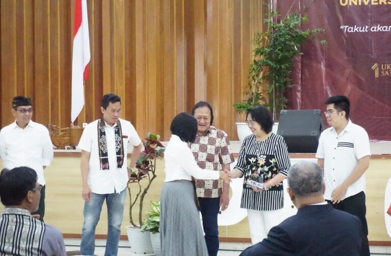 UKSW Raih Prestasi di Ajang Kreanova Salatiga