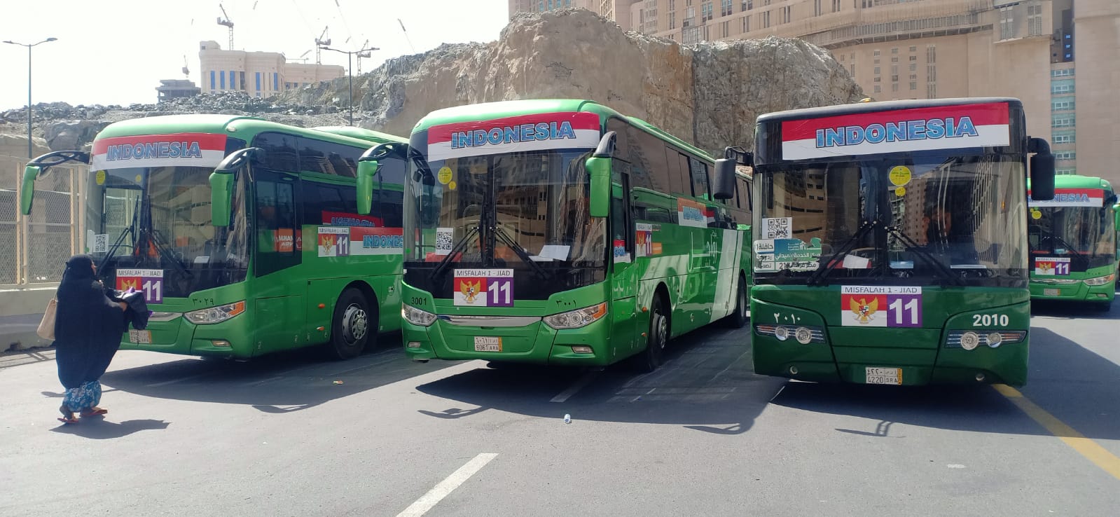 Jamaah haji Indonesia mendapatkan bus gratis ke Mekkah
