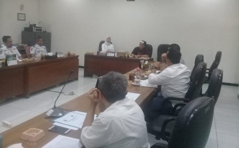 Dewan Pertanyakan Pembayaran LPJU tanpa KWH Meter