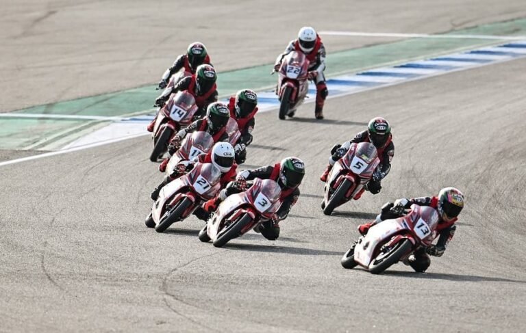 Pebalap Astra Honda Kibarkan Merah Putih di Thailand Talent Cup
