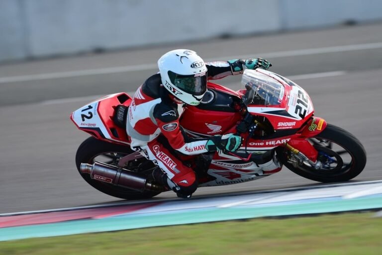 Tekad Pebalap Astra Honda Ciptakan Sejarah Merah Putih di ARRC Mandalika