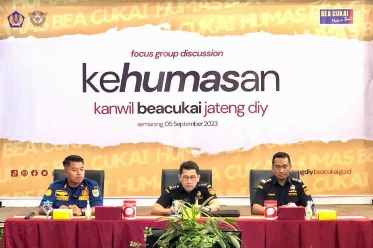 Tingkatkan Kemampuan Kehumasan, Pegawai Bea Cukai Ikuti Pelatihan Secara Hybrid