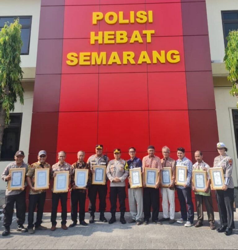 RT/RW Smart Bagian Garda Depan Sistem Informasi Cepat Berbasis Digital