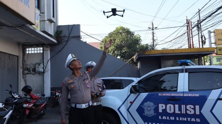 Terbang 5 Menit, Drone ETLE Rekam 15 Pelanggar Lalu Lintas