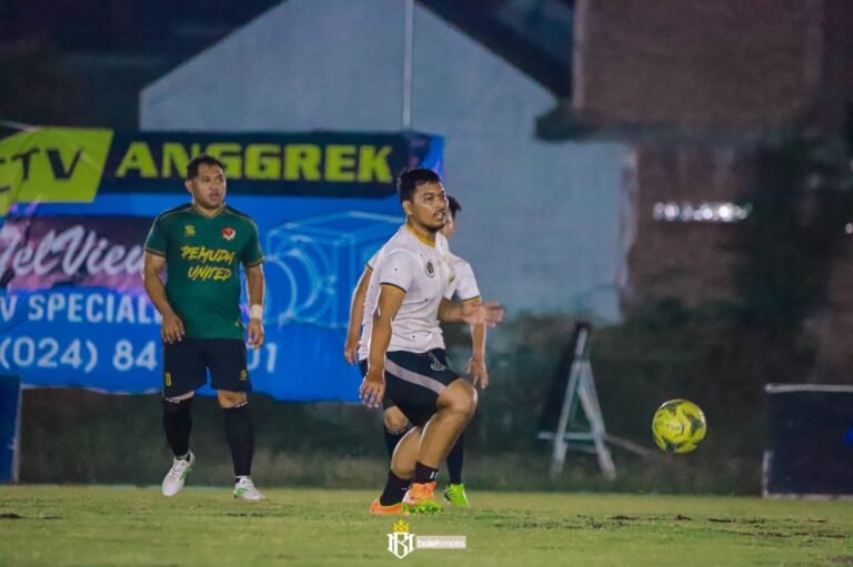 Kelelahan, Siwo PWI Jateng Menyerah 1-5 dari  Pemuda United