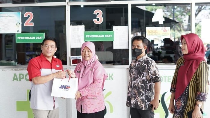 Pangkas Antrian Obat, JNE Tawarkan Solusi Pengiriman Obat di Jateng & DIY