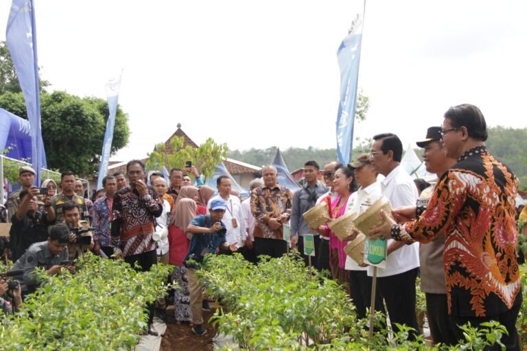 PLN UID Jateng & DIY Kembangkan Edukasi Kampung Madu Kedungpoh Lor