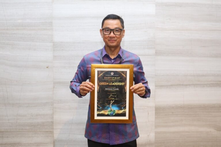 Kedua Kali, Darmawan Prasodjo Raih Green Leadership Utama Award
