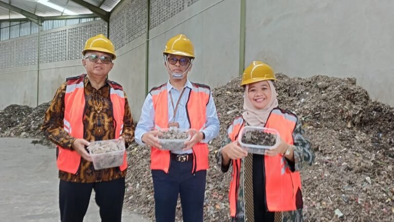 Solusi Bangun Indonesia Terima Kiriman Perdana 30 Ton Sampah RDF Sleman