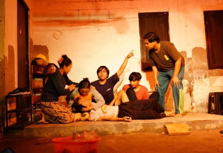 Pentas Teater Emka Di Tambakrejo, Angkat Isu Sakit DBD