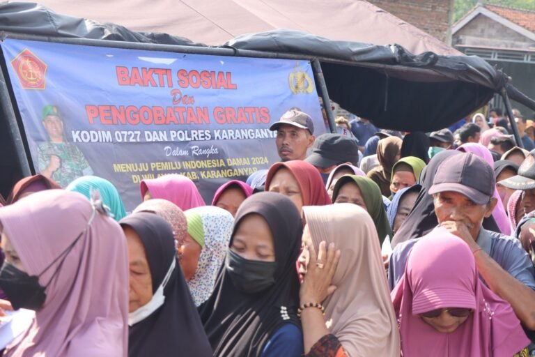Jaga Kondusifitas, Polres dan Kodim Karanganyar Gencarkan Baksos