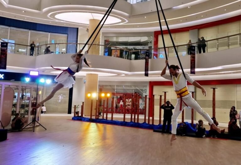 Sambut Imlek, The Park Mall Hadirkan Akrobat Asal Rusia Dan Pertunjukan Barongsai