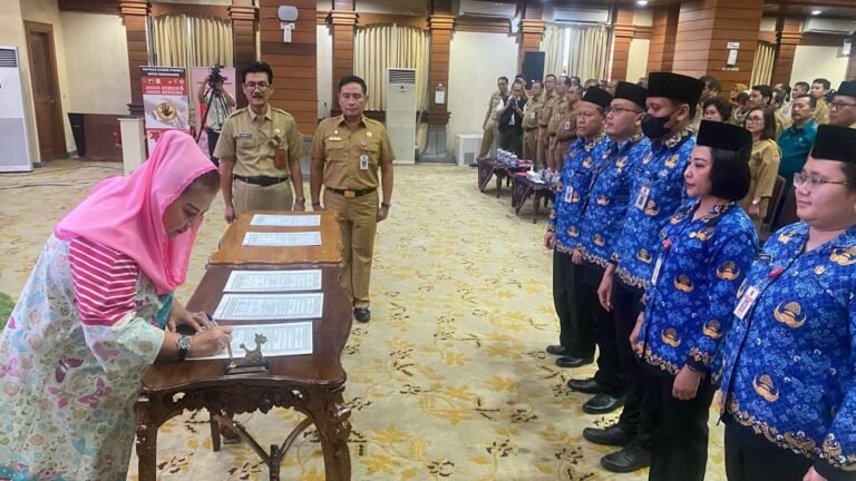 Lantik Pejabat Fungsional, Ini Harapan Wali Kota Semarang