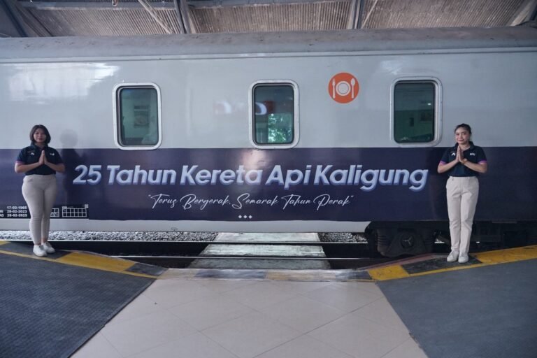 KAI Gandeng RF Tegal, Hias KA Kaligung
