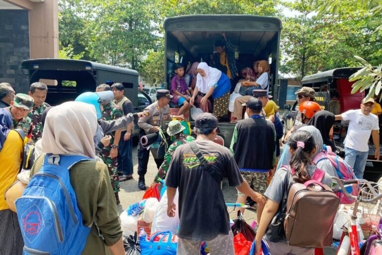 Ribuan Pengungsi Kudus Mulai Tinggalkan Pengungsian