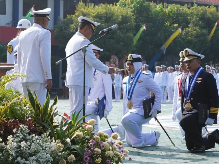 Wisuda Diploma IV PIP Semarang Lahirkan Generasi Unggul dan Berprestasi