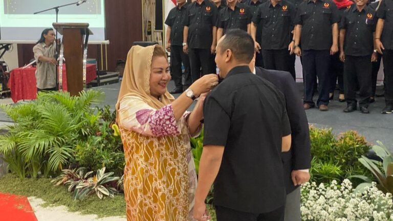 Pengukuhan Pengurus KONI Kota Semarang, Mbak Ita Tekankan untuk Pertahankan Prestasi