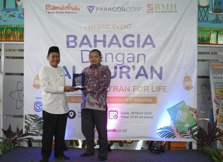 JNE Terima Penghargaan Tebar Sejuta Al-Qur’an