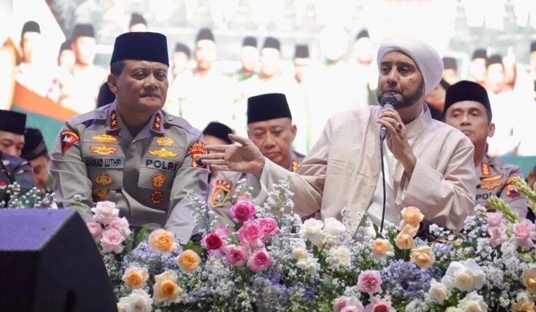 Polda Jateng Gelar Sholawat dan Doa Bersama untuk Keamanan dan Kedamaian Negeri