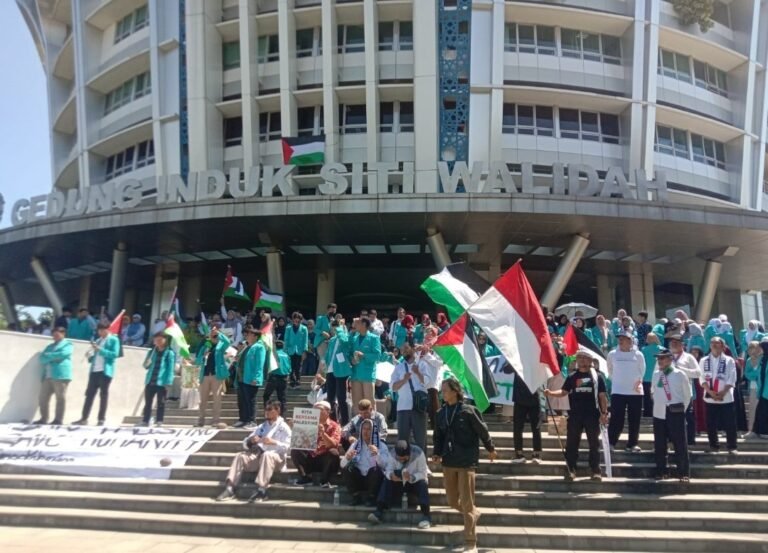 Rektor UMS Sampaikan 8 Tuntutan: Siap Dukung Pembangunan Rumah Sakit di Palestina