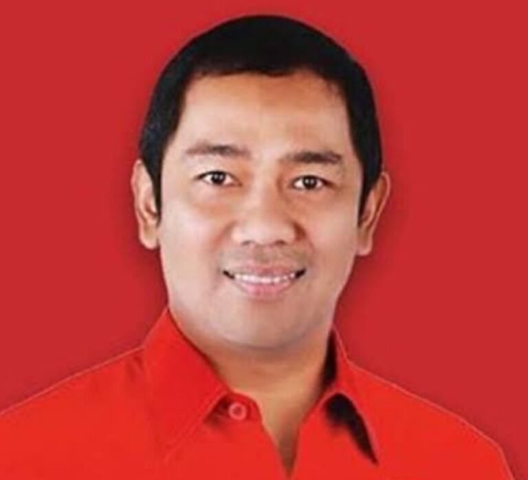 Juara Survey Akhirnya Ambil Formulir Cagub Jateng di PDIP