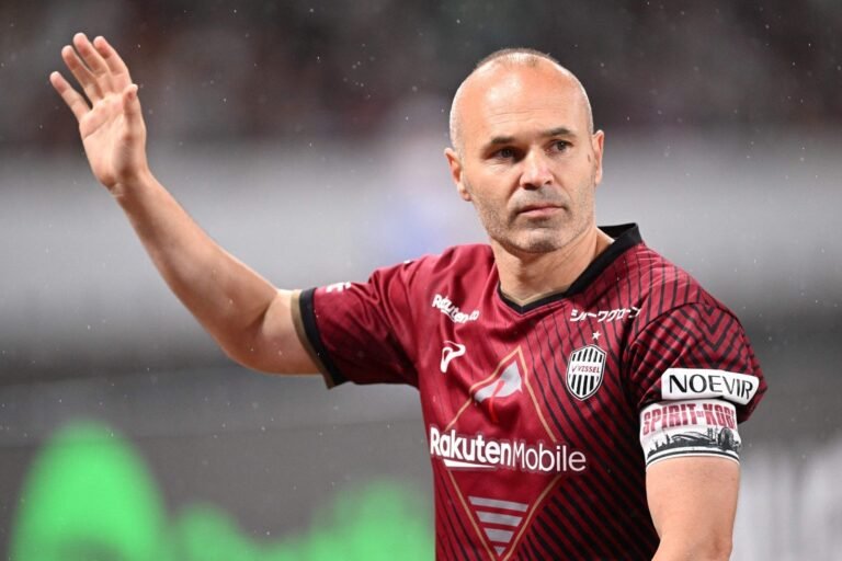 Iniesta Bak Captain Tsubasa