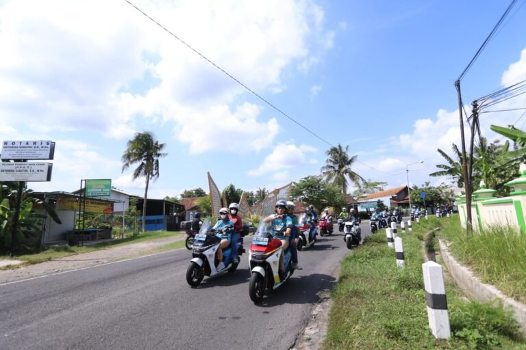 Kosmik Yogyakarta : Banyak _EV Charger_ Touring Motor Listrik Lebih Nyaman
