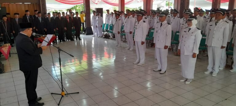 208 Kades Kabupaten Semarang Terima SK Perpanjangan Masa Jabatan