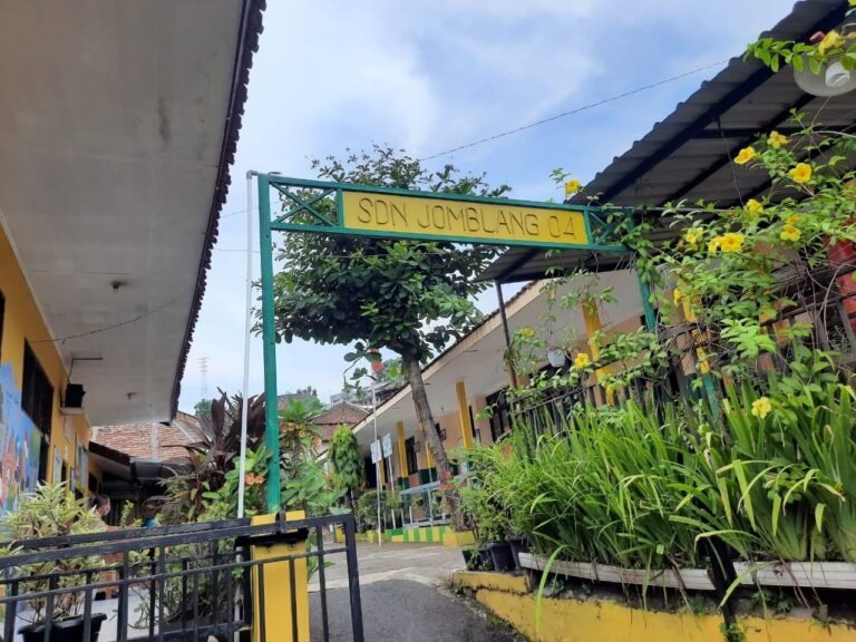 Soal Sekolah ‘Gaib’, Disdik Sebut SD Jomblang 04 sudah tidak muncul dalam Sistem PPDB