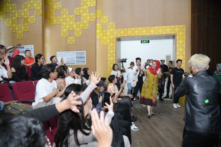Ribuan Peserta Ikuti Audisi Indonesian Idol XIII di Semarang, Mbak Ita: Banyak Bakat Potensial