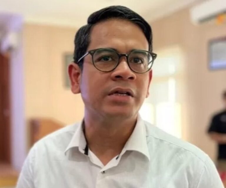 Kasus Piagam Palsu PPDB Jateng, Pelatih Marching Band SMPN 1 Semarang Diburu