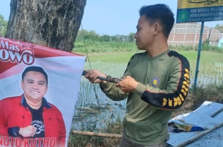 Tertipkan Baliho Kampanye, Satpol PP Sragen  Diteror Pesan Gelap