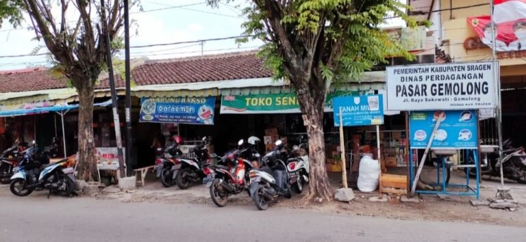 45 Pasar Tradisional di Sragen Kumuh