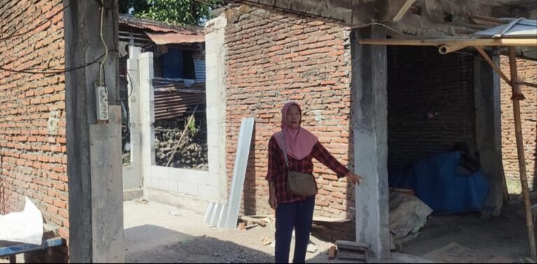 Pedagang Pasar Tangen Sragen Keluhkan   Premanisme 