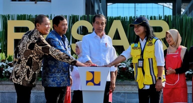 Jokowi: Mal Kalah Megah Dibanding Pasar Jongke Solo