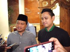 BERTEMU : Pertemuan Ketua DPW PKB Jawa Tengah KH M Yusuf Chudlori dengan Bupati Kendal Dico Ganindito. ist