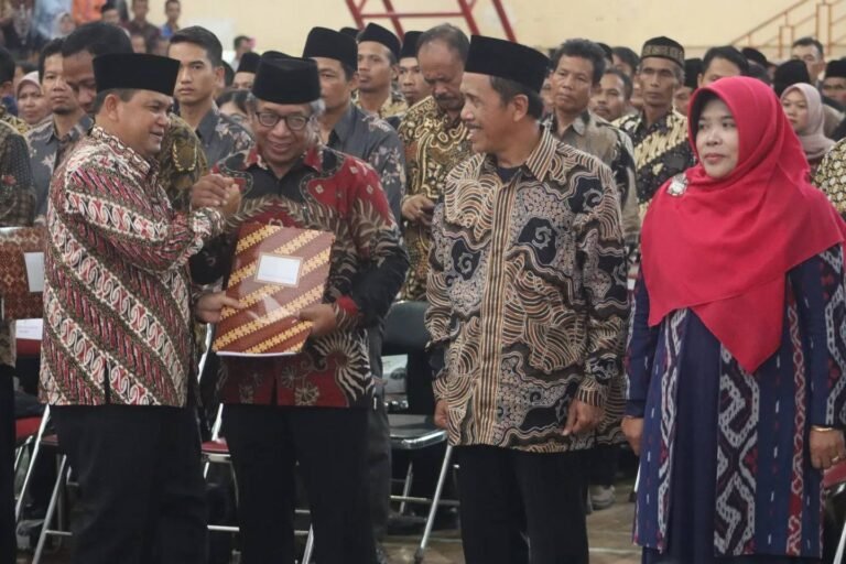 1.498 Anggota BPD Terima SK, Ini Pesan Bupati Semarang