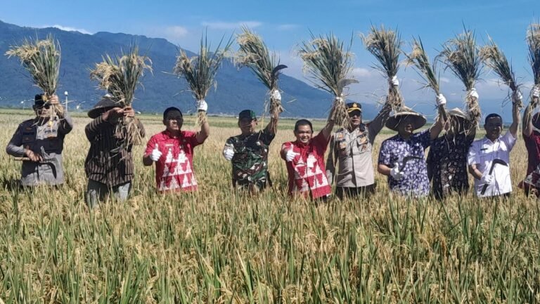 Bupati Ngesti Nugraha: Panen Lebih Melimpah dengan Pupuk Organik